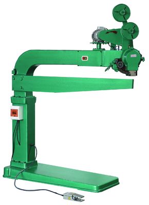 2200mm 2500mm Manual Carton Box Stitching Machine 220V Easy Operate